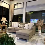 Lotus Private Villa Sanur
